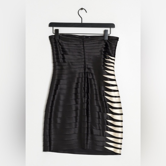 BCBGMaxAzria Black Ivory Mini Cocktail Party Shutter Pleated Dress Satin Tiered - Picture 8 of 11